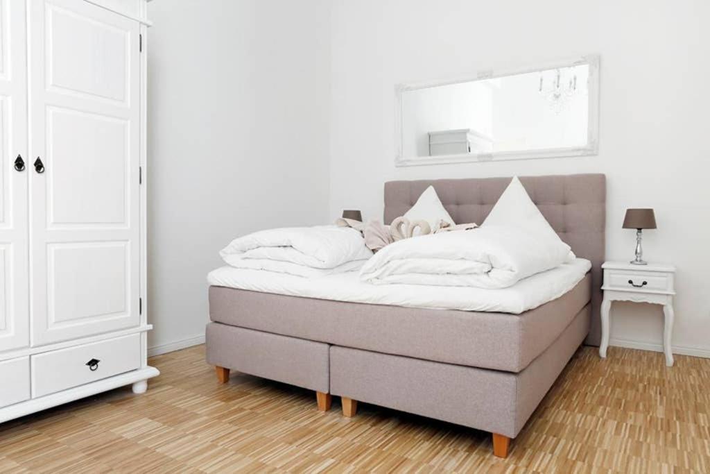 Sc 06 By Rockchair Apartments L Superhost Status L 4 Bedrooms Boxspringbeds 2 Bathrooms Balcony Elevator - Cozy Family & Business Flair Welcomes You! Берлин Екстериор снимка