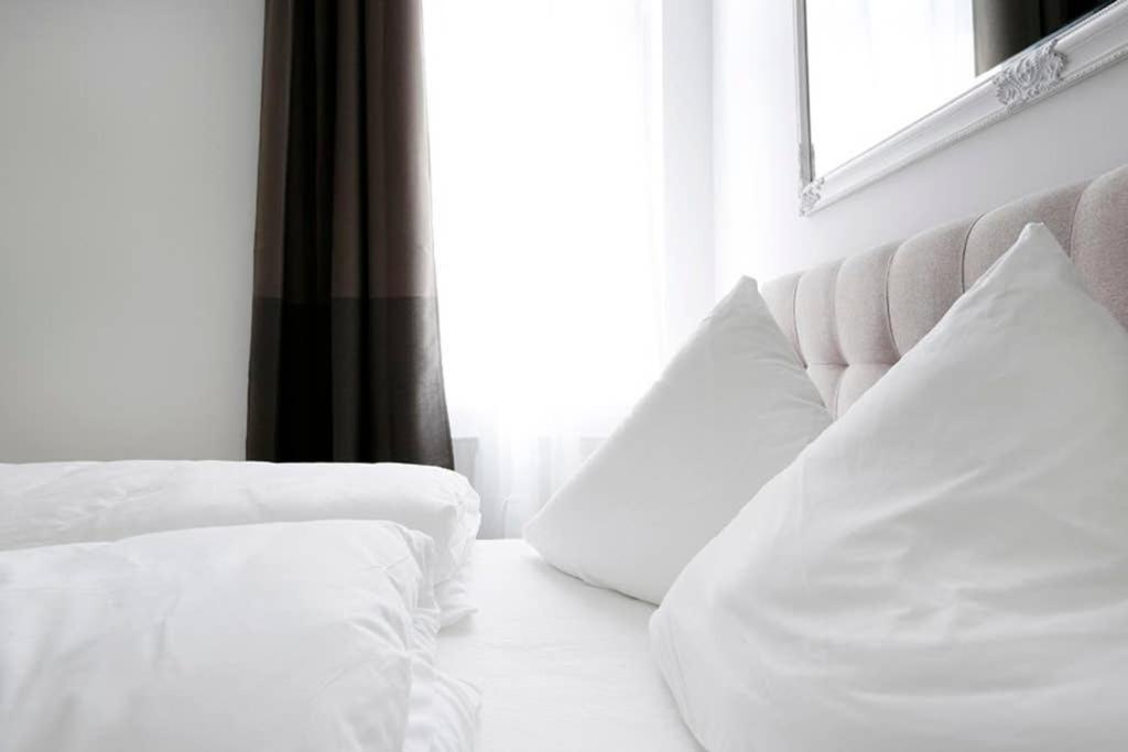 Sc 06 By Rockchair Apartments L Superhost Status L 4 Bedrooms Boxspringbeds 2 Bathrooms Balcony Elevator - Cozy Family & Business Flair Welcomes You! Берлин Екстериор снимка