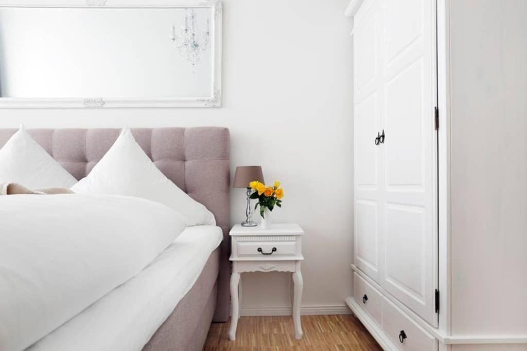 Sc 06 By Rockchair Apartments L Superhost Status L 4 Bedrooms Boxspringbeds 2 Bathrooms Balcony Elevator - Cozy Family & Business Flair Welcomes You! Берлин Екстериор снимка