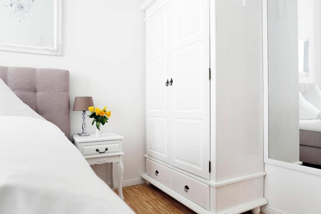 Sc 06 By Rockchair Apartments L Superhost Status L 4 Bedrooms Boxspringbeds 2 Bathrooms Balcony Elevator - Cozy Family & Business Flair Welcomes You! Берлин Екстериор снимка